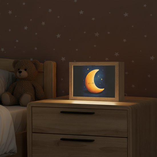 Nachtlampje 20x15 cm - Kinder lampje - Maan - Geel - Sterren - Gezichtje - Tafellamp kinderkamer - Slaapkamer lamp - Bedlamp kinderen - Kinderlampje stopcontact - Wandlamp babykamer - Nachtlampjes van Merkloos — afbeelding 2