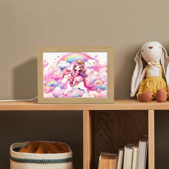 Nachtlampje 20x15 cm - Kinder lampje - Eenhoorn - Prinses - Unicorn - Roze - Regenboog - Tafellamp kinderkamer - Slaapkamer lamp - Bedlamp kinderen - Kinderlampje stopcontact - Wandlamp babykamer - Nachtlampjes van Merkloos — afbeelding 3