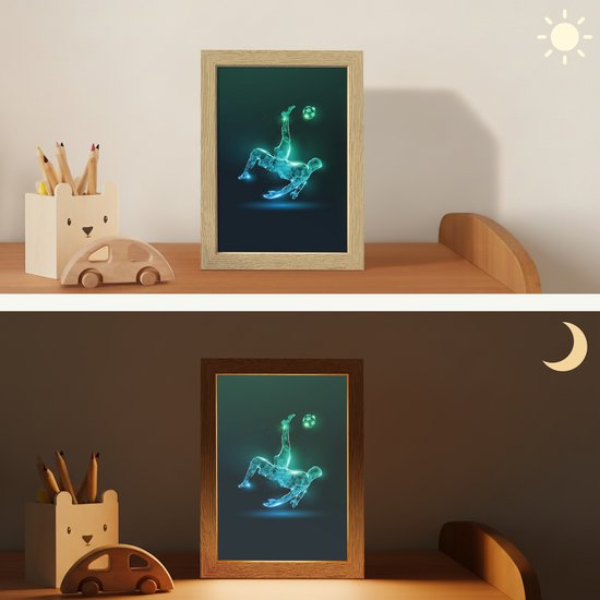 Nachtlampje 15x20 cm - Kinder lampje - Voetbal - Voetballer - Jongen - Zwart - Tafellamp kinderkamer - Slaapkamer lamp - Bedlamp kinderen - Kinderlampje stopcontact - Wandlamp babykamer - Nachtlampjes van Merkloos — afbeelding 4