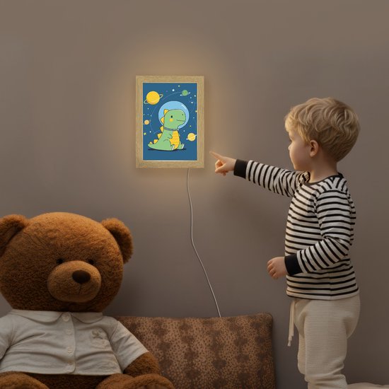 Nachtlampje 15x20 cm - Kinder lamp - Dino - Ruimte - Planeten - Tafellamp kinderkamer - Slaapkamer lamp - Bedlamp kinderen - Kinderlampje stopcontact - Wandlamp babykamer - Nachtlampjes van Merkloos — afbeelding 5