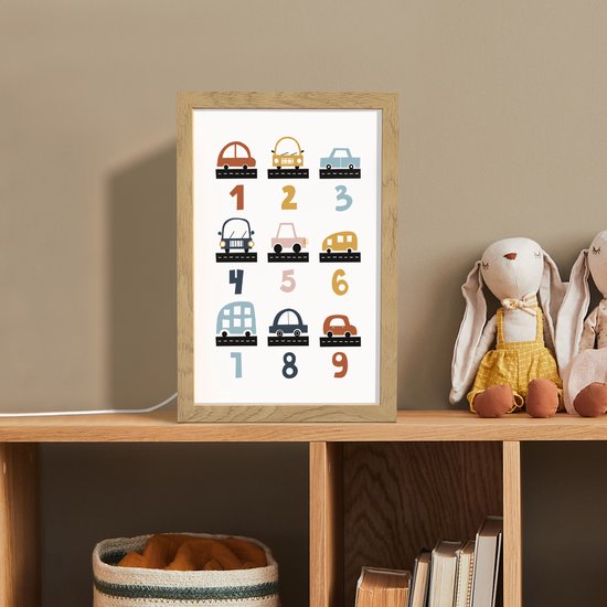 Nachtlampje 20x30 cm - Kinder lamp - Getallen - Educatief - Leren tellen - Cijfers oefenen voor kinderen - Auto's - Voertuigen - Tafellamp kinderkamer - Slaapkamer lamp - Bedlamp kinderen - Kinderlampje stopcontact - Wandlamp babykamer - Nachtlampjes van OnlyWow — afbeelding 3
