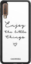 Casimoda® hoesje - Geschikt voor Samsung Galaxy A7 (2018) - Enjoy Life - Zwart TPU Backcover - Tekst - Wit