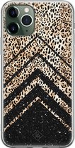 Casimoda® hoesje - Geschikt voor iPhone 11 Pro - Chevron Luipaard - Siliconen/TPU telefoonhoesje - Backcover - Luipaardprint - Zwart