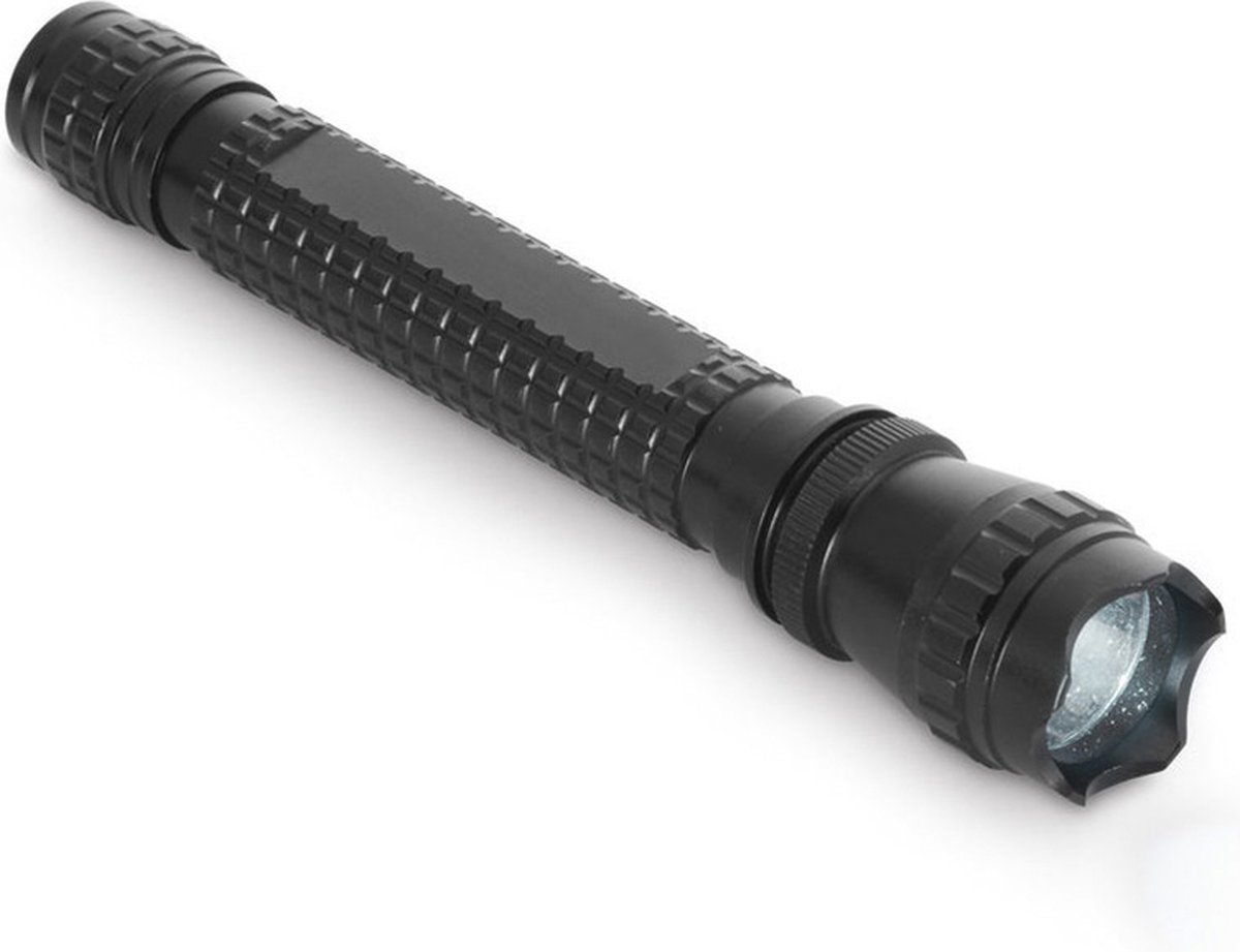 LED zaklamp zwart aluminium 16 cm met batterijen in geschenkdoos - Zaklamp - Vakantie/outdoor artikelen