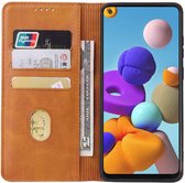 Smartphonica Samsung Galaxy A21s leren hoesje met magnetische sluiting en pashouders – Bruin / Kunstleer / Book Case geschikt voor Samsung Galaxy A21s