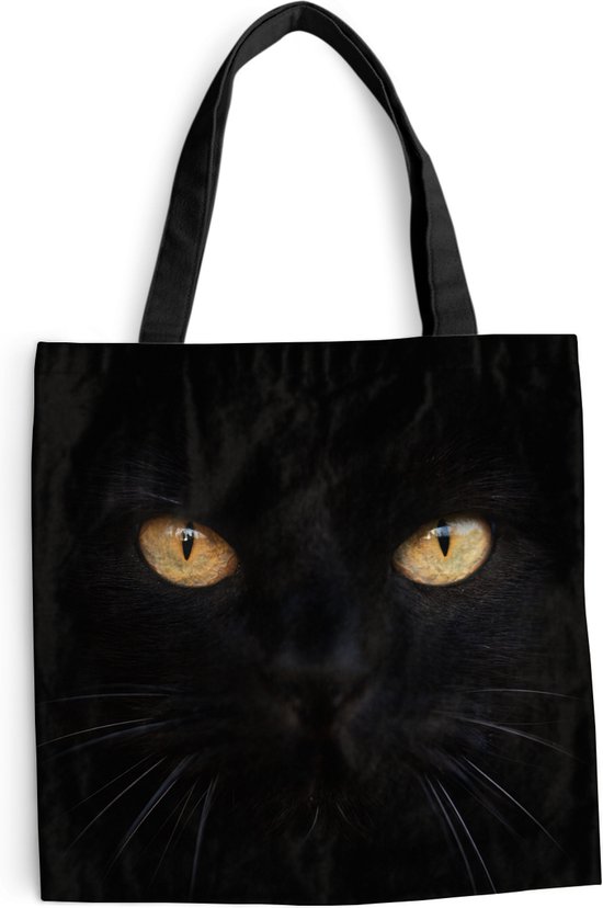 MuchoWow® Schoudertas - Strandtas - Big Shopper - Boodschappentas - Close-up zwarte kat - 45x45 cm - Katoenen tas