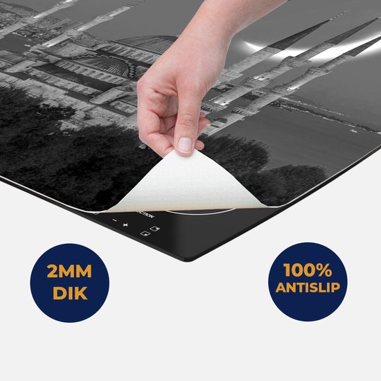 Chefcare Inductie Beschermer Sultan Ahmetmoskee in Istanbul - Zwart Wit - 70x50 cm - Afdekplaat Inductie - Kookplaat Beschermer - Inductie Mat