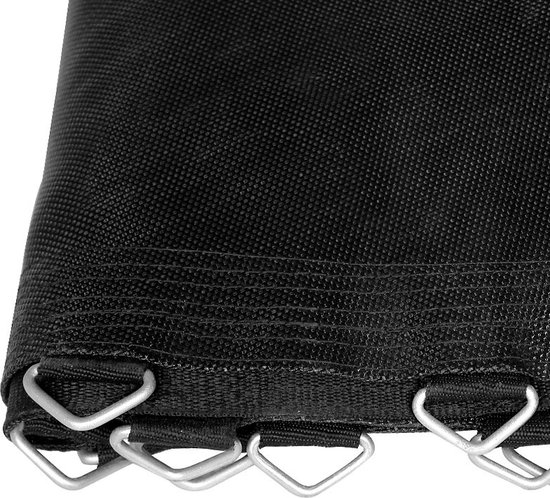 Zwarte trampoline rand met metalen ringen voor bevestiging.