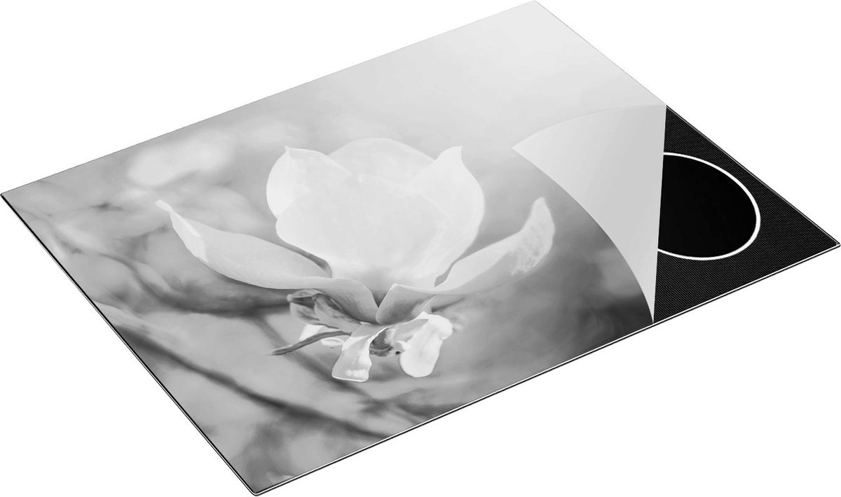 Chefcare Inductie Beschermer Roze Magnolia Bloem - Zwart Wit - 77x59 cm - Afdekplaat Inductie - Kookplaat Beschermer - Inductie Mat