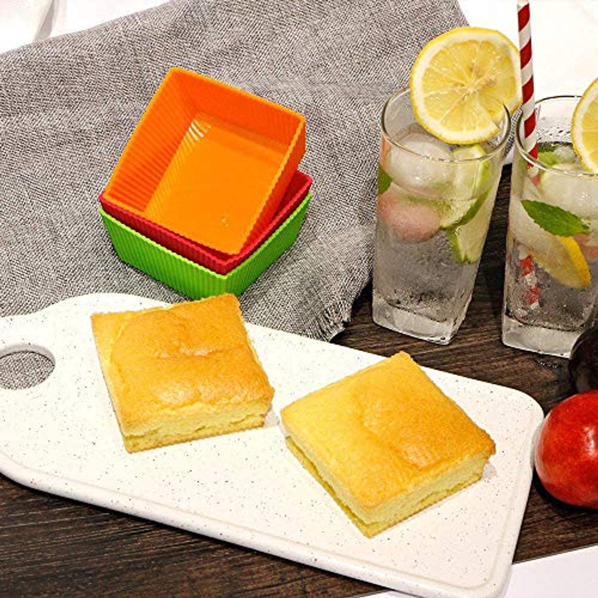 Grote herbruikbare siliconen muffinvormen - vierkant, 9 cm, set van 8