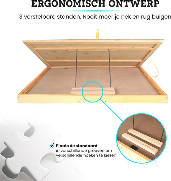 Houten puzzelbord met de deksel omhoog gekanteld, met verstelbare steunen voor de hoek.
