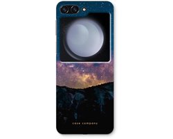 Case Company® - Hoesje geschikt voor Samsung Galaxy Z Flip5 hoesje - Travel to space - Soft Cover Telefoonhoesje - Bescherming aan alle Kanten en Schermrand