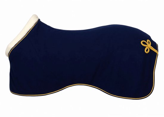 Donkerblauwe wedstrijddekent met gele biezen en fleece voering. Versierd met een gele strik.