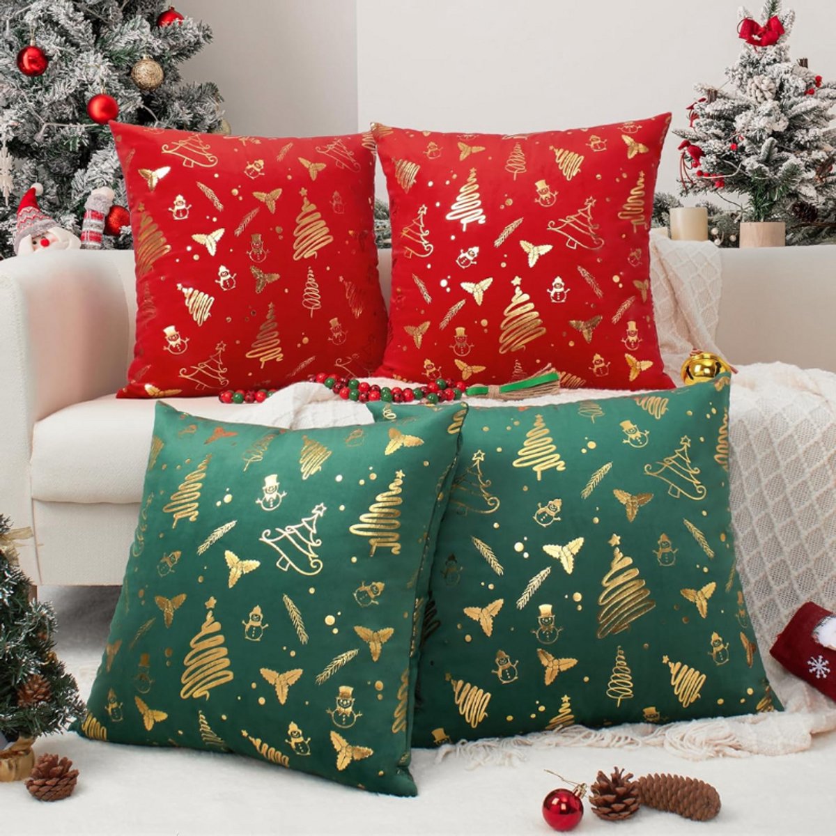 Kerst Kussenhoezen 50x50 Cm - Set Van 4 - Rood Groen Goud - Velvet Sierkussens - Kerstboom En Sneeuwpop Ontwerp - Decoratieve Hoezen Voor Bank - Sofa - Woonkamer - Kerstdecoratie