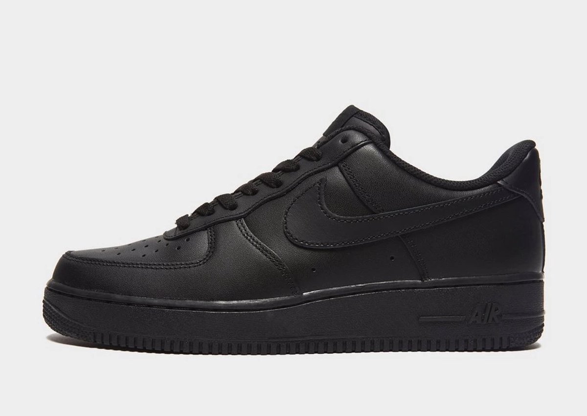 Nike Nike Air Force 1 Low ’07 “”Triple “” Sneakers Unisex Zwart