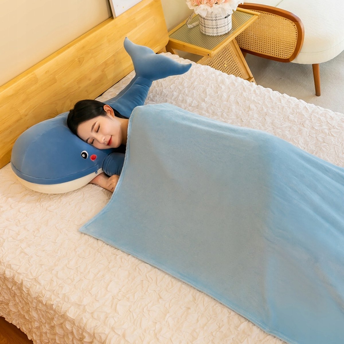 Grote Blauwe Dolfijn Knuffel met Dekentje 75 cm - 3-in-1
