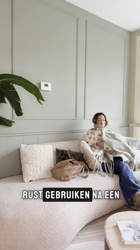 2BEHOME Etherische Olie Set - 14 Geuren - Lavendel, Vanille, Eucalyptus en meer - Essentiële olie voor Aromatherapie - Essential oil - Geurolie voor Aromadiffuser - Etherische Olie Lavendel
