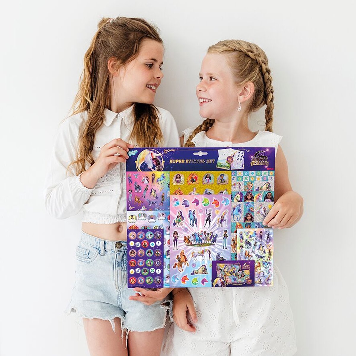 Unicorn Academy XL Stickers set - 8 stickervellen - Met metallic en laserstickers - Speelgoed Kinderen - Knutselen - Voor meisjes - Ook voor kleuters - Vanaf 3 jaar - Totum — afbeelding 12