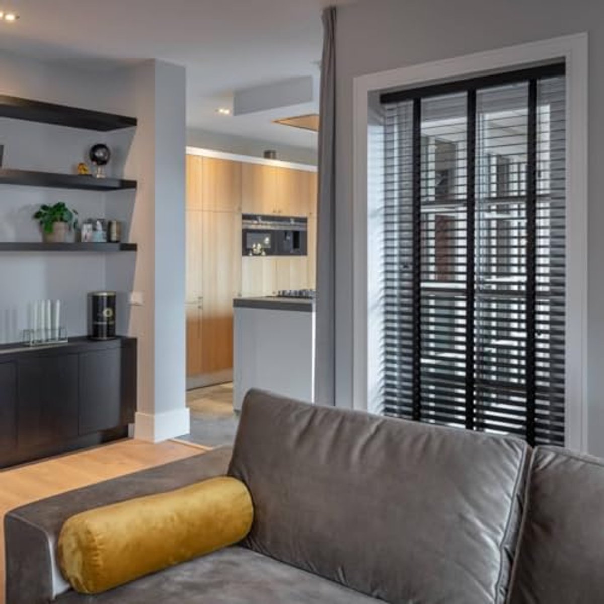 Houten Jaloezieën 50mm in Zwart - Op Maat Gemaakt Raamdecoratie 180x175 cm