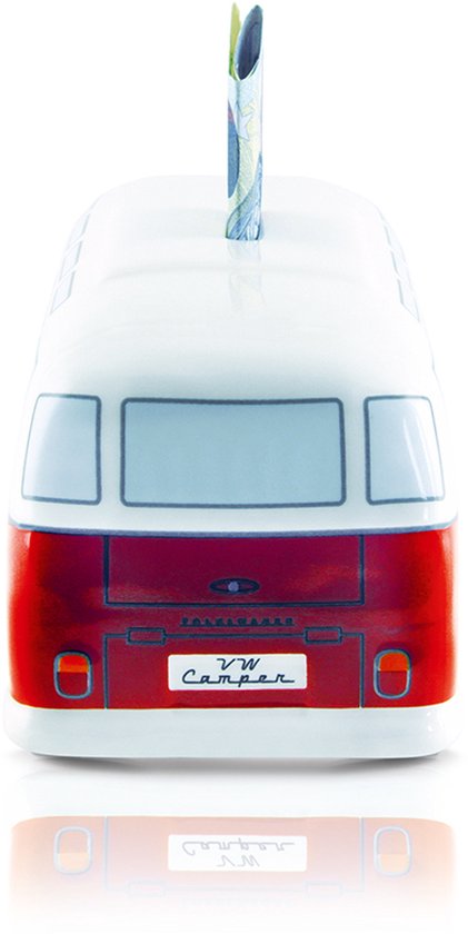 Achteraanzicht van een rode en witte VW T1 Bulli spaarpot met een 20 eurobiljet. Met de tekst 'VW Camper'.