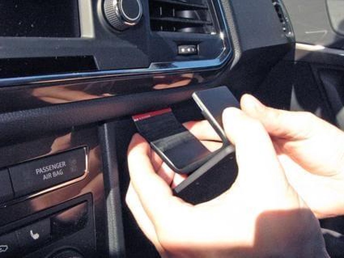 Brodit ProClip houder geschikt voor Seat Ateca 2017 - Angled mount