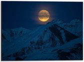 Dibond - Oranje Maan boven Bergen - 40x30cm Foto op Aluminium (Wanddecoratie van metaal)
