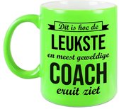 Leukste en meest geweldige coach cadeau koffiemok / theebeker neon groen 330 ml