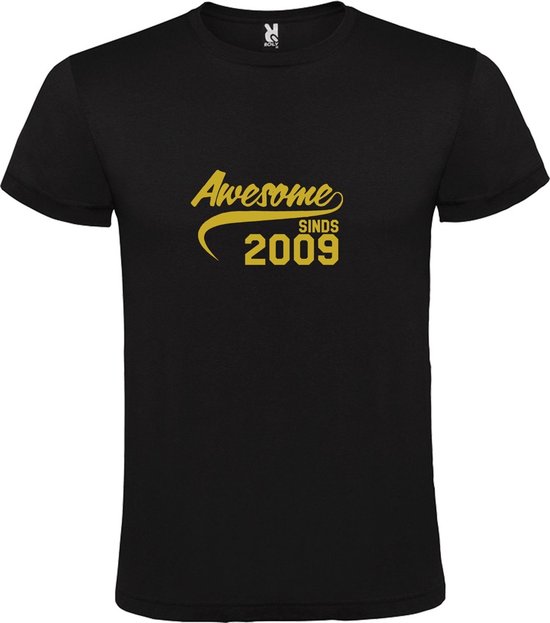 Zwart T-Shirt met “Awesome sinds 2009 “ Afbeelding Goud Size XXXXL