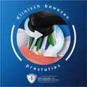 Animatie toont Oral-B opzetborstel die tandplak verwijdert. "Klinisch bewezen prestaties."