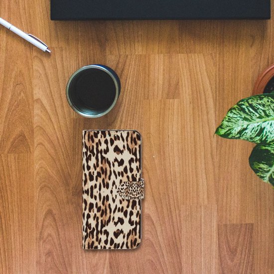 Couverture de livre OPPO A76 | A96 Coque Smartphone Léopard