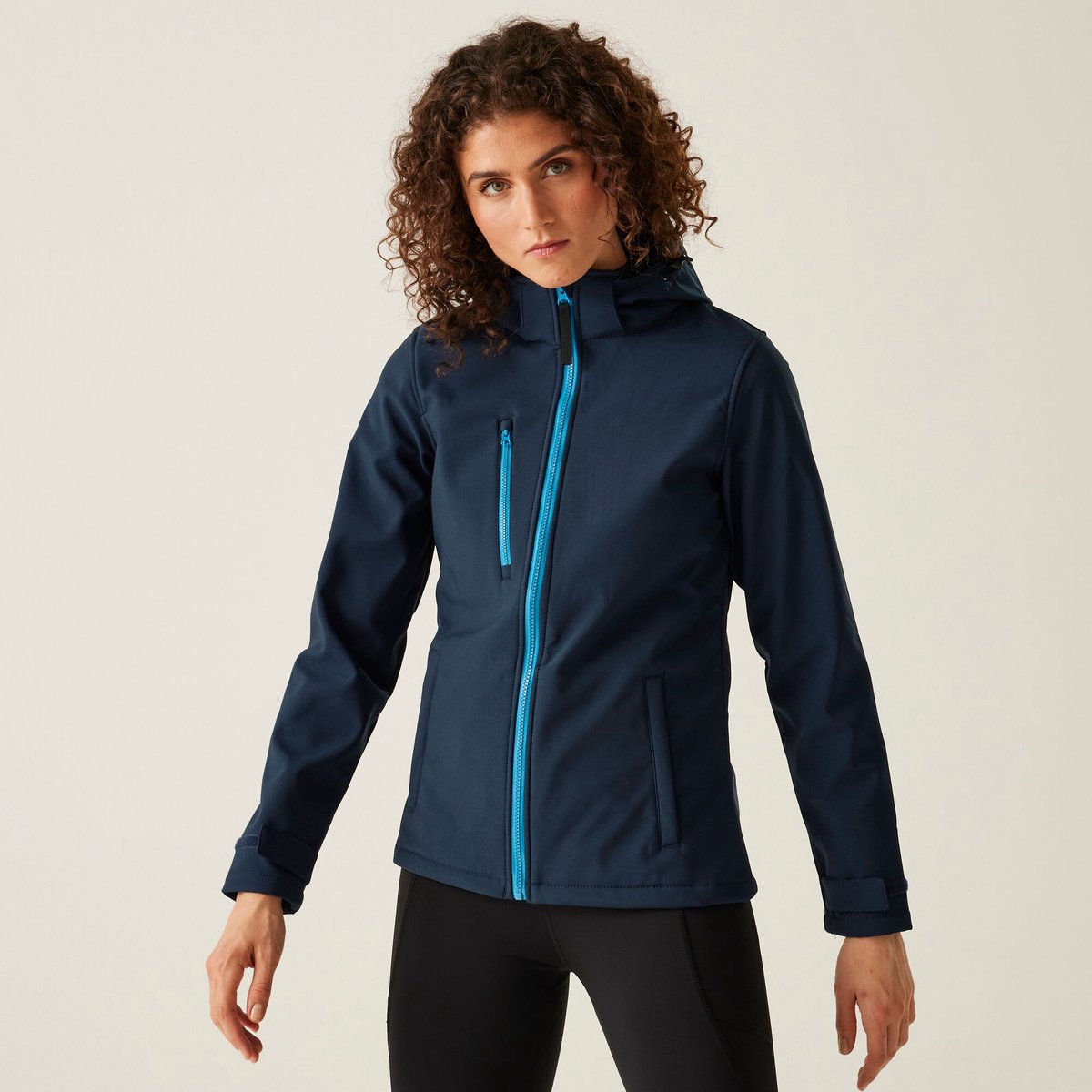 Jas Hiking Dames Waterdicht Ademend Windbestendig Blauw