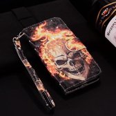 Laser 3D-patroon Gekleurde tekening Horizontale lederen flip-hoes met houder & kaartsleuven en fotolijst voor Galaxy S10 (vlamschedel)