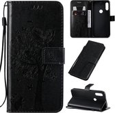 Voor Motorola Moto E7 Boom & Kat Patroon Geperst Afdrukken Horizontale Flip PU Lederen Case met Houder & Kaartsleuven & Portemonnee & Lanyard (Zwart)