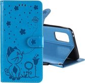 Voor OPPO Realme 7 Pro Cat Bee Embossing Pattern Shockproof Horizontale Flip Leather Case met houder & kaartsleuven & portemonnee (blauw)