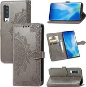 Voor Fujitsu Arrows NX9 F-52A Mandala Bloem Reliëf Horizontale Flip Lederen Case met Houder & Drie Kaartsleuven & Portemonnee & Lanyard (Grijs)