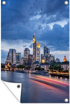 Formation des nuages sur Francfort en Allemagne Poster de jardin 40x60 cm - petit - Toile de jardin / Toile d'extérieur / Peintures pour l'extérieur (décoration de jardin)