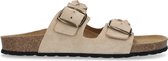 Manfield - Dames - Beige suède slippers met gespen - Maat 39