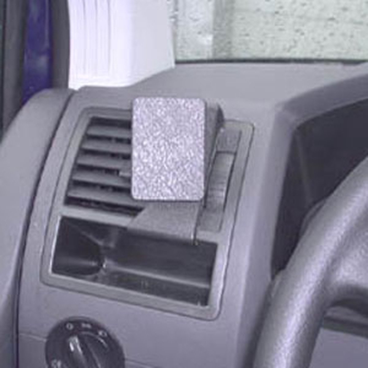 Brodit ProClip houder geschikt voor Volkswagen T5/ Caravelle/ Pickup Left mount