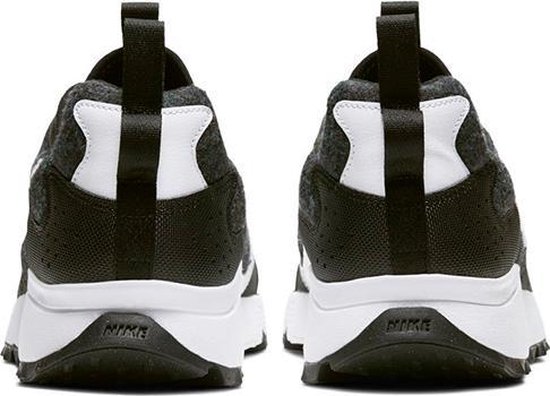 Nike Atsuma Trail Zwart Wit Schoenmaat EU : 41 | bol.com