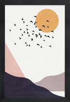 JUNIQE - Poster met houten lijst Flock Of Birds III -13x18 /Geel &