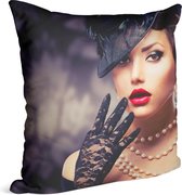 Glamour dame met parel ketting - Foto op Sierkussen - 50 x 50 cm