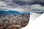Muurdecoratie Wolkendek boven Sarajevo Bosnië en Herzegovina - 180x120 cm - Tuinposter - Tuindoek - Buitenposter