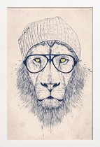 JUNIQE - Poster in houten lijst Coole leeuw - tekening -30x45 /Ivoor &