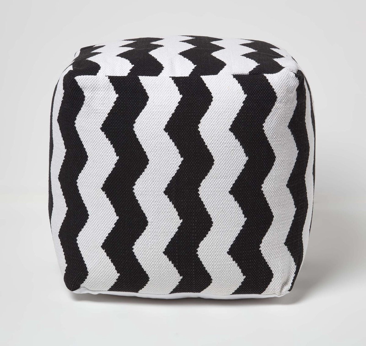 Homescapes Designer Kruk Poef Kubus Chevron Zwart/Wit