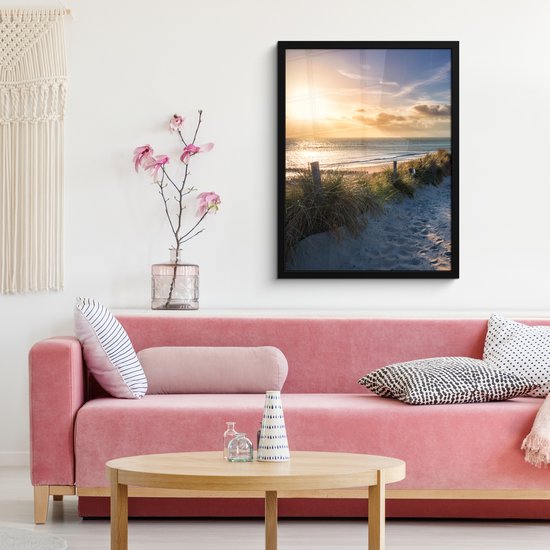 PosterMonkey - Affiche encadrée - Cadre photo - Plage - Mer - Dune - Banc - Cadre affiche - Affiche - Décoration murale - Tableau avec cadre - Cadre - 60x80 cm - Affiche plage - Cadre affiche