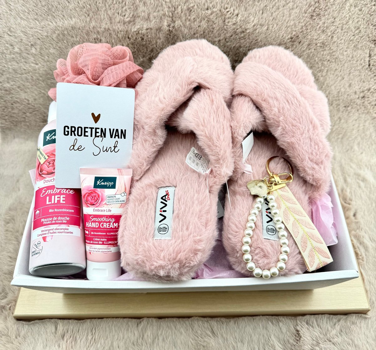 Goedkoopste Sinterklaas Dames •Cadeaupakket Embrace Life• - 38-39 - Cadeau voor Vrouwen - Perfect Gifts