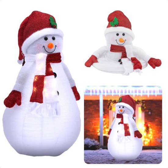 Collage: grand bonhomme de neige illuminé, petit bonhomme de neige et bonhomme de neige devant une maison.