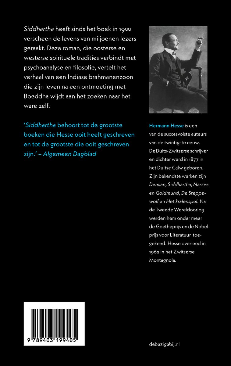 Dos du livre 'Siddhartha' avec un portrait en noir et blanc de Hermann Hesse, un code QR et du texte.