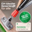 Bevestiging van een bezemkop met schroefdraad, geschikt voor stelen van 22-28mm.