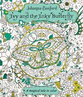 Boekcover met de titel "Ivy and the Inky Butterfly" van Johanna Basford, met een grote vlinder in het midden omringd door bloemen, sleutels, een draak en een muis.